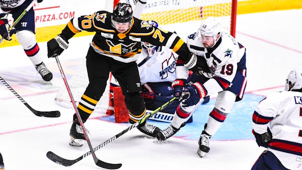 KALAMAZOO FALTERS IN WHEELING