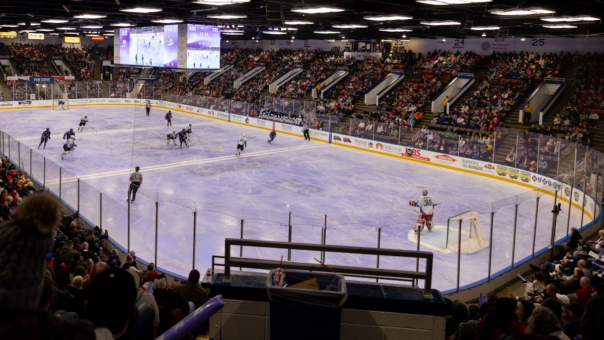 K-WINGS TAKE 2-OF-3, PREP FOR HOME TRIO WITH LAVENDER ICE FRIDAY