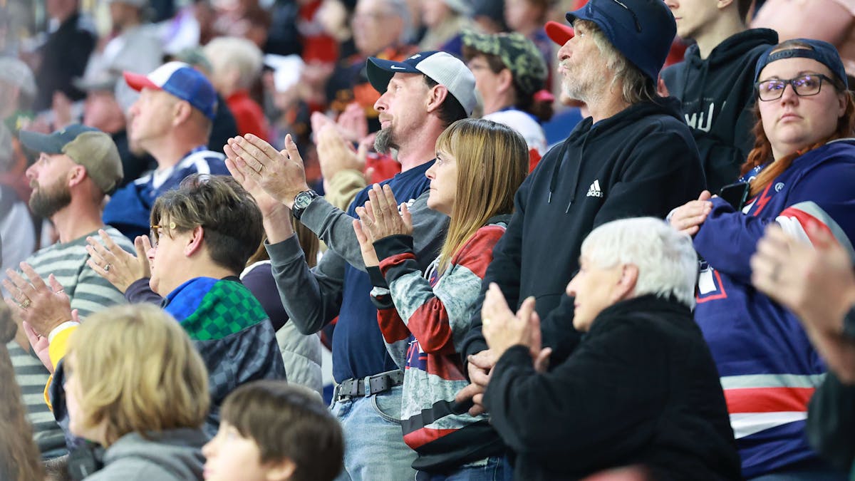 K-WINGS WEEKLY: K-WINGS OUT SNIPE 'LANDERS, LAVENDER ICE THIS WEEK