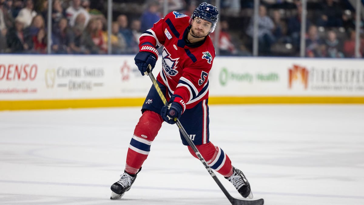 CANUCKS (AHL) RECALL DEFENSEMAN DEREK DASCHKE