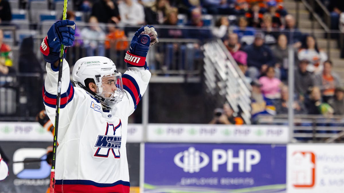 K-WINGS SIGN FORWARD DAVID KEEFER