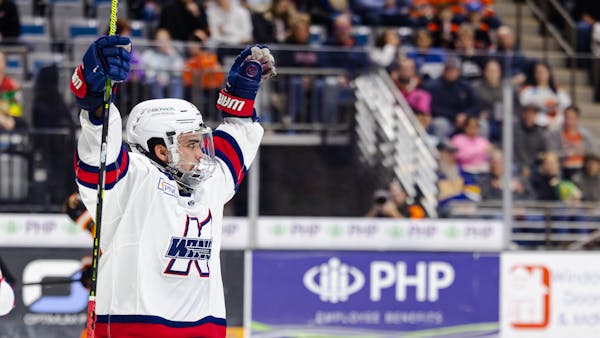 K-WINGS SIGN FORWARD DAVID KEEFER