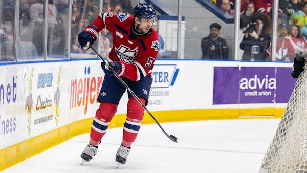 K-WINGS RECEIVE DEFENSEMAN DEREK DASCHKE FROM CANUCKS (AHL)
