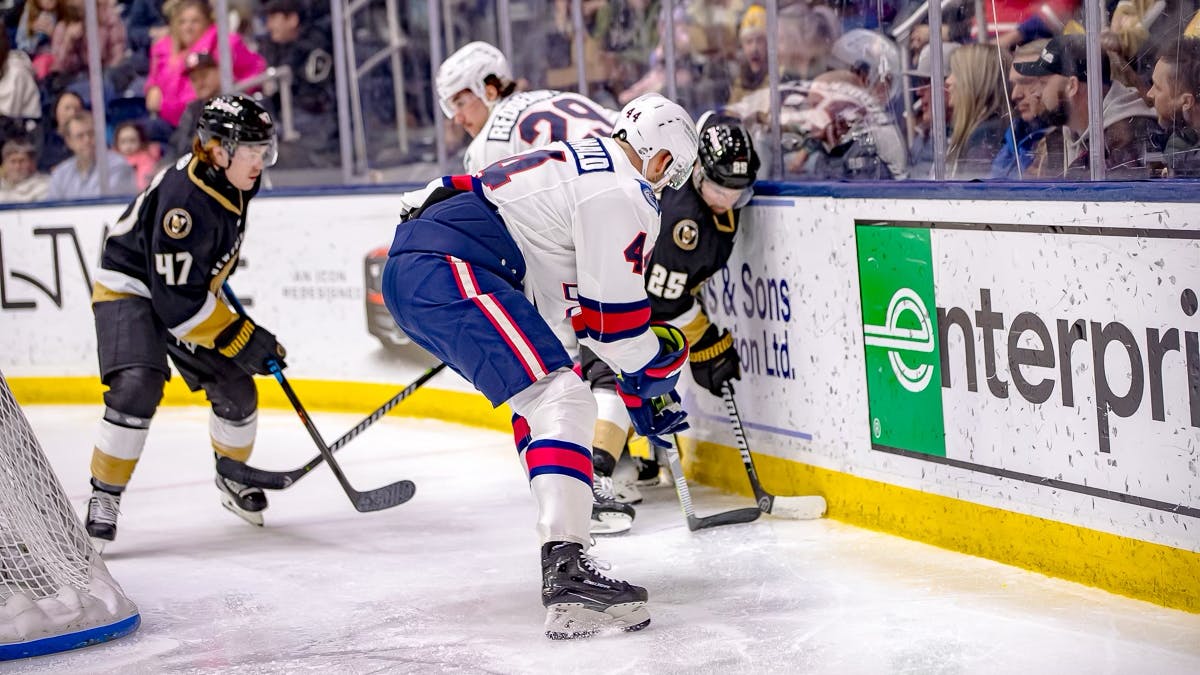 K-WINGS FALL TO GROWLERS
