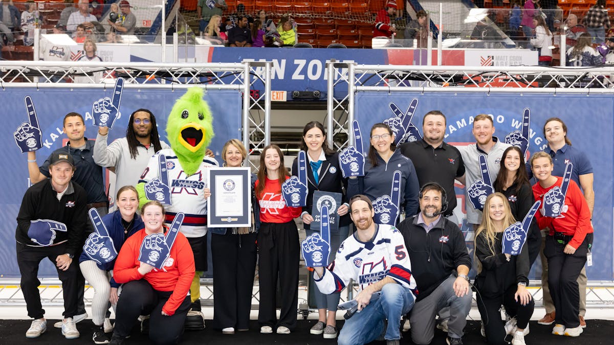 K-WINGS EARN SECOND GUINNESS WORLD RECORDS™ TITLE