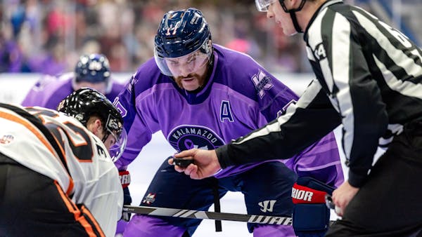 K-WINGS DROP LAVENDER ICE TILT WITH KOMETS