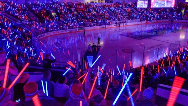 K-WINGS TAKE 3 OF 4, STAR WARS NIGHT ON SATURDAY