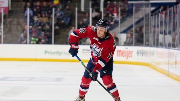 KOMETS STRIKE DOWN K-WINGS AS OFFENSE STALLS IN FORT WAYNE