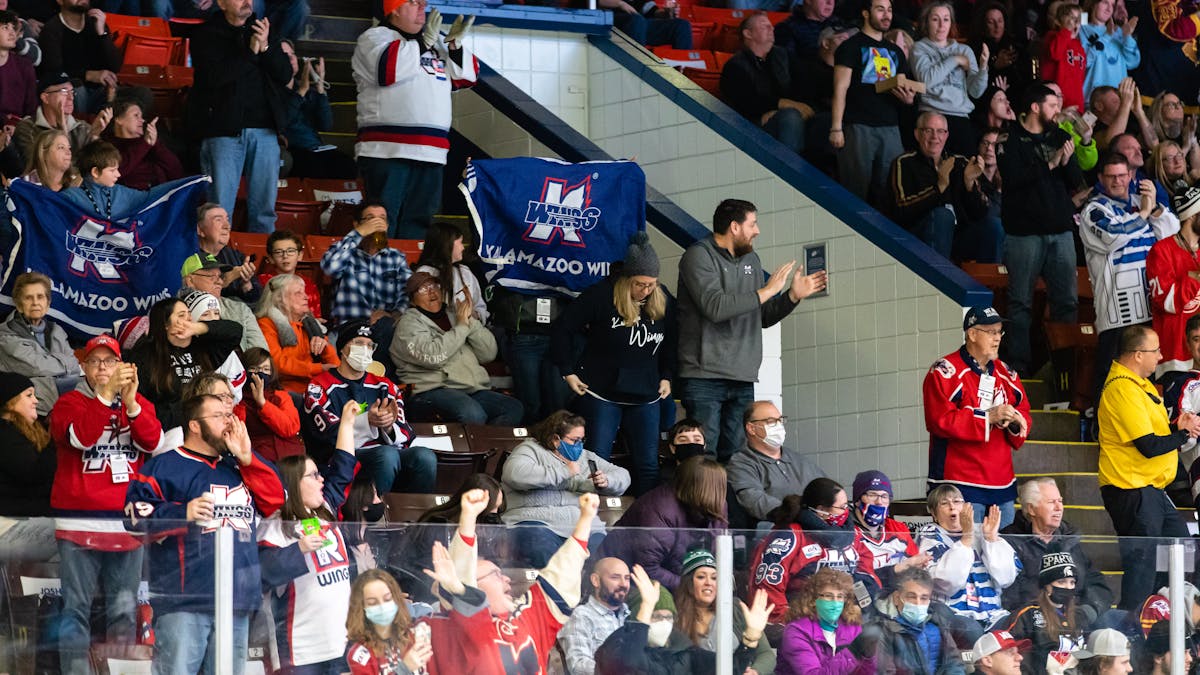 K-WINGS BEAT RAILERS TWICE ON THE ROAD, FOCUS SHIFTED TO WHEELING AND PINK ICE GAME