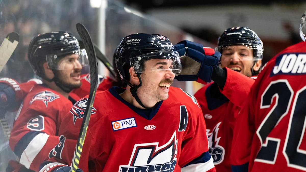 K-WINGS STUFF THE NET IN WIN OVER KOMETS