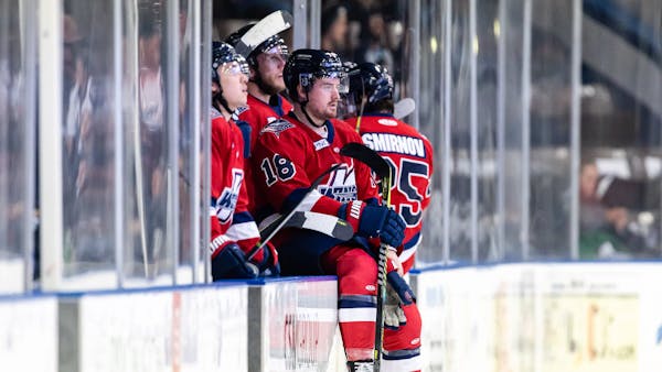 K-WINGS CAN'T STOP KOMETS SURGE, IN GREAT POSITION HEADING INTO BREAK