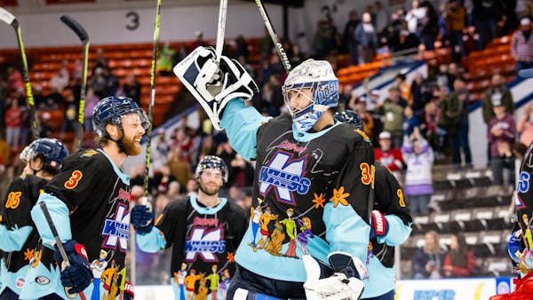 K-WINGS LET DOGS OUT IN 1ST, BEAT OILERS SATURDAY