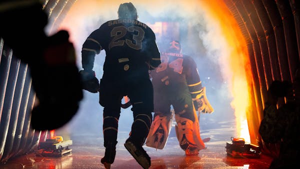 K-WINGS BATTLE IN 1ST SLATE, READY FOR HOME PAIR AND MILITARY APPRECIATION