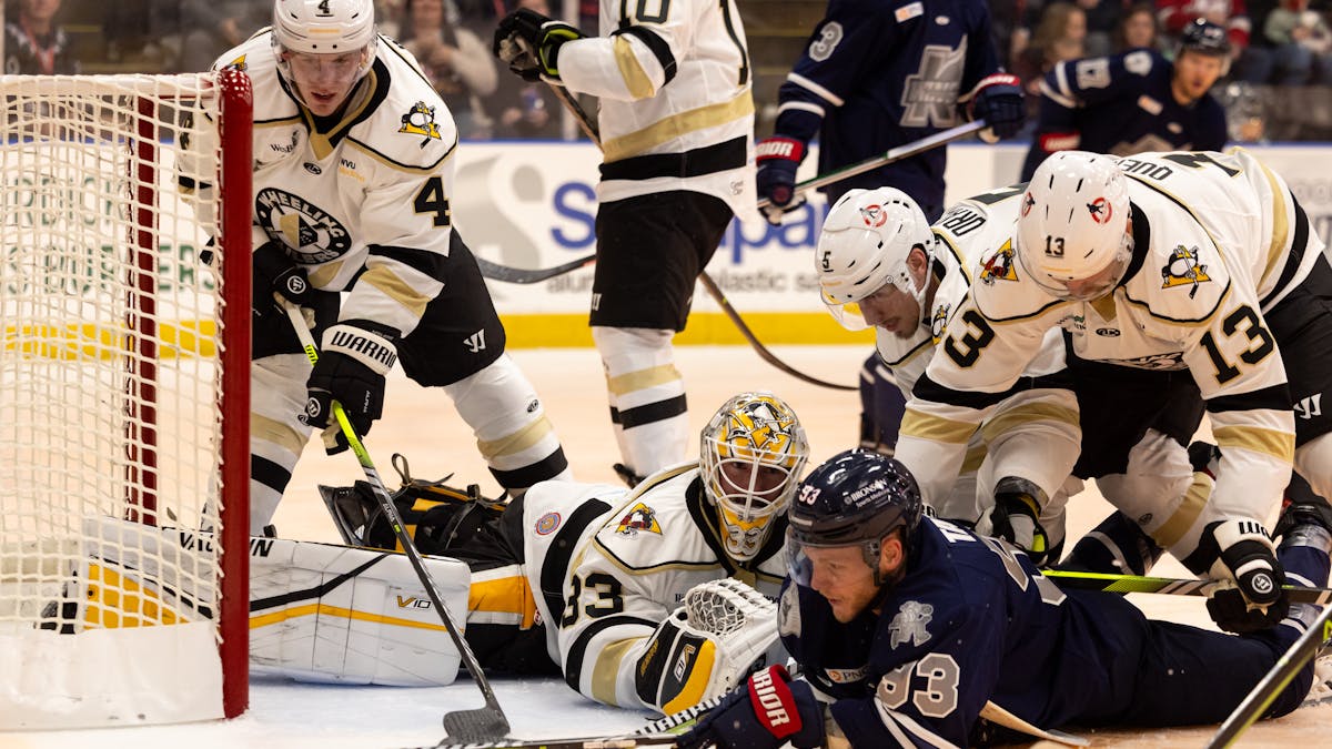 K-WINGS FALL TO NAILERS ON ORANGE ICE