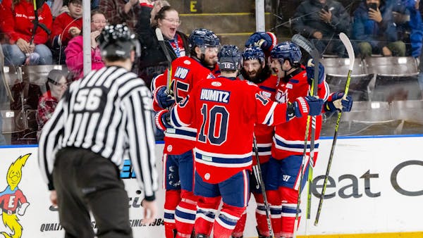 K-WINGS POWER UP &amp; BEAT ROYALS WEDNESDAY