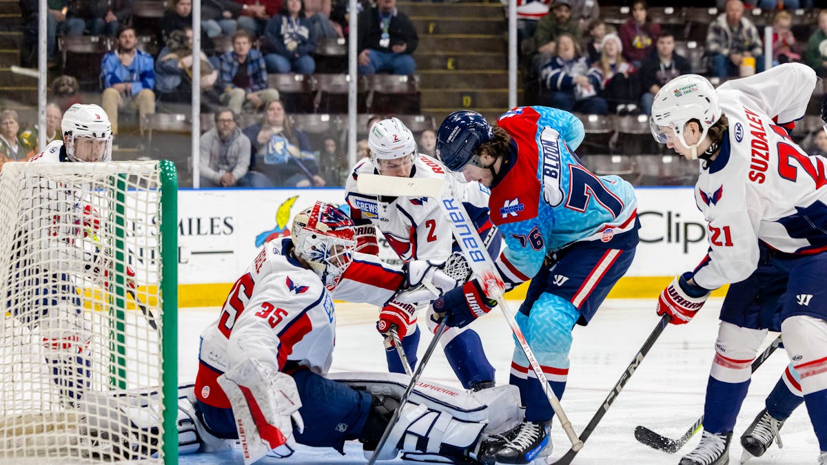 K-WINGS HOST 5,081 FOR PUCKS N’ PAWS, FALL TO STINGRAYS SATURDAY