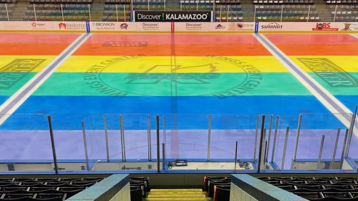 K-WINGS WEEKLY: K-WINGS SHUTOUT NAILERS SUNDAY, PRIDE NIGHT ON RAINBOW ICE FRIDAY