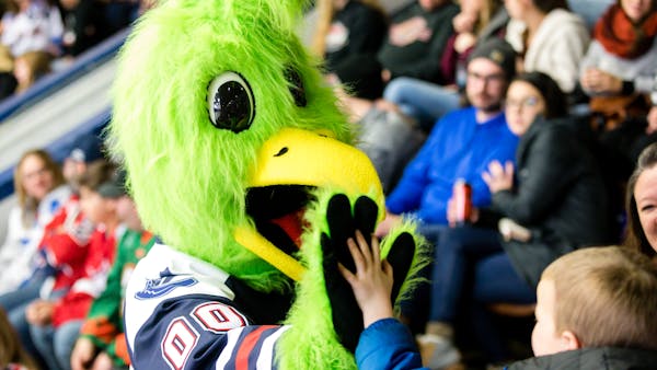 K-WINGS PREP FOR HISTORIC DEAF AWARENESS GAME SUNDAY