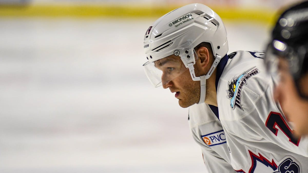 KALAMAZOO CAN’T COMPLETE COMEBACK IN INDY