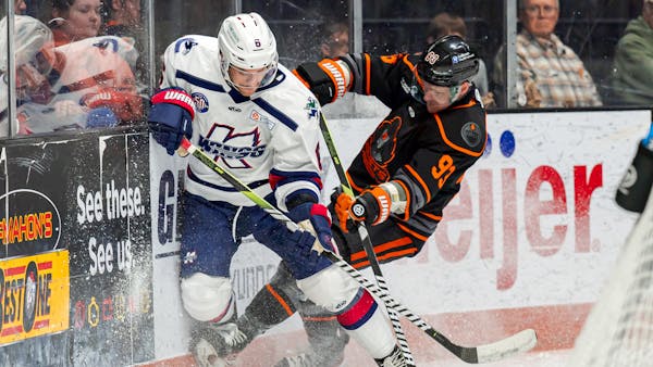 K-WINGS ERASE 3-GOAL DEFICIT, FALL TO KOMETS IN OT