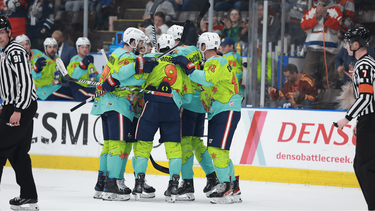 K-WINGS BARK BACK, BEAT CYCLONES 4-1